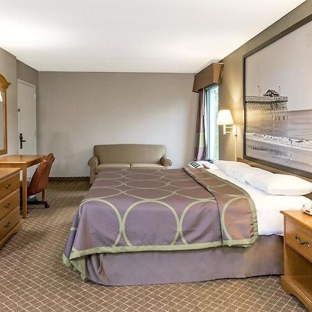 Super 8 By Wyndham Orangeburg Hotel Eksteriør billede